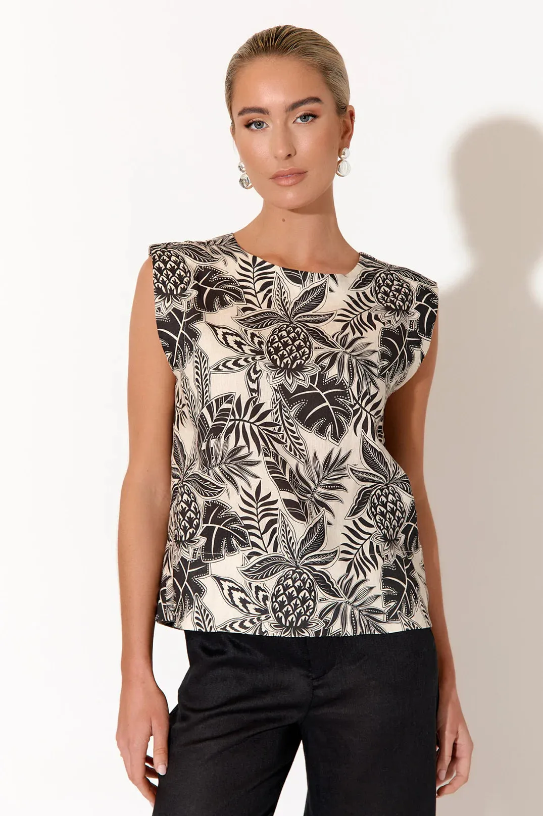 Kita Tropics Button Back Top Print