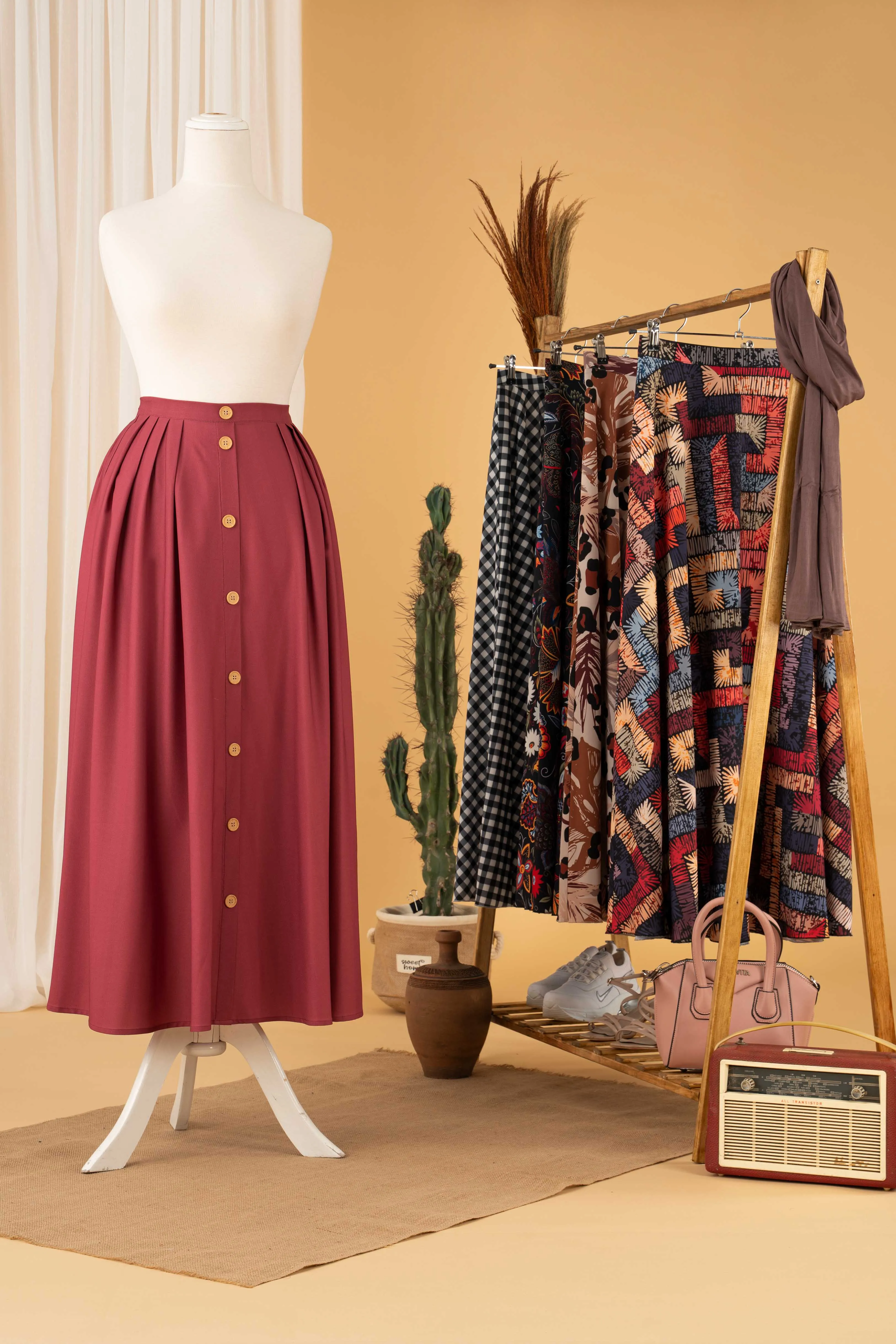 Robin cherry Skirt