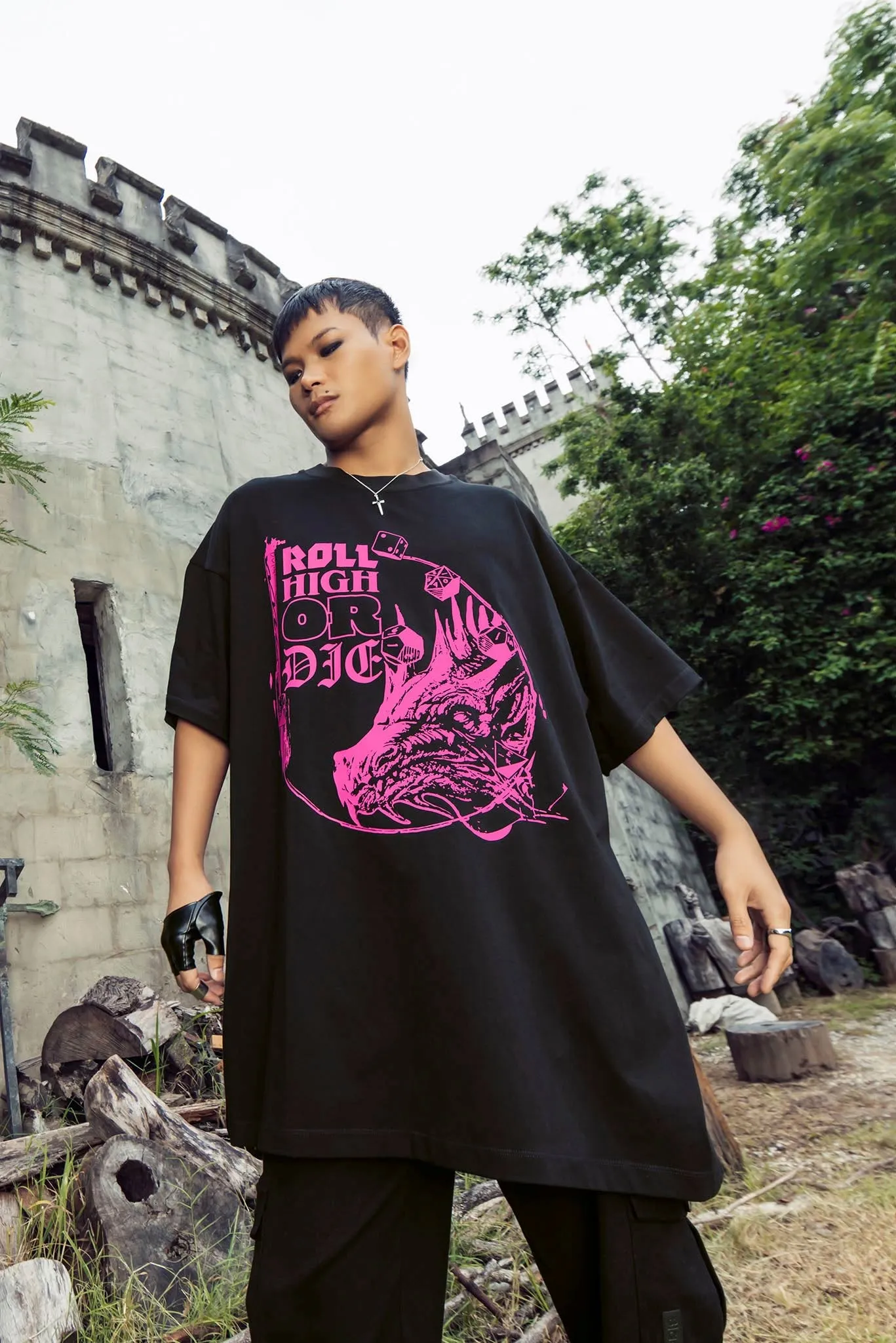 Roll High Or Die Giant Tee