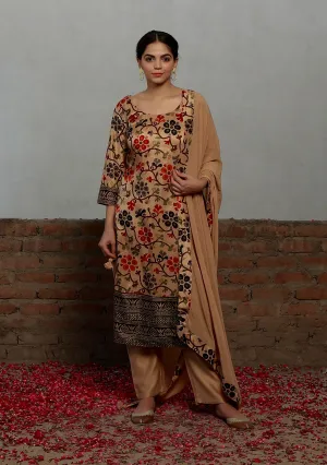 Set Of 3: Beige Kalamkari Printed Cotton Silk Straight Kurta With Chanderi Narrow Pants & Georgette Dupatta.